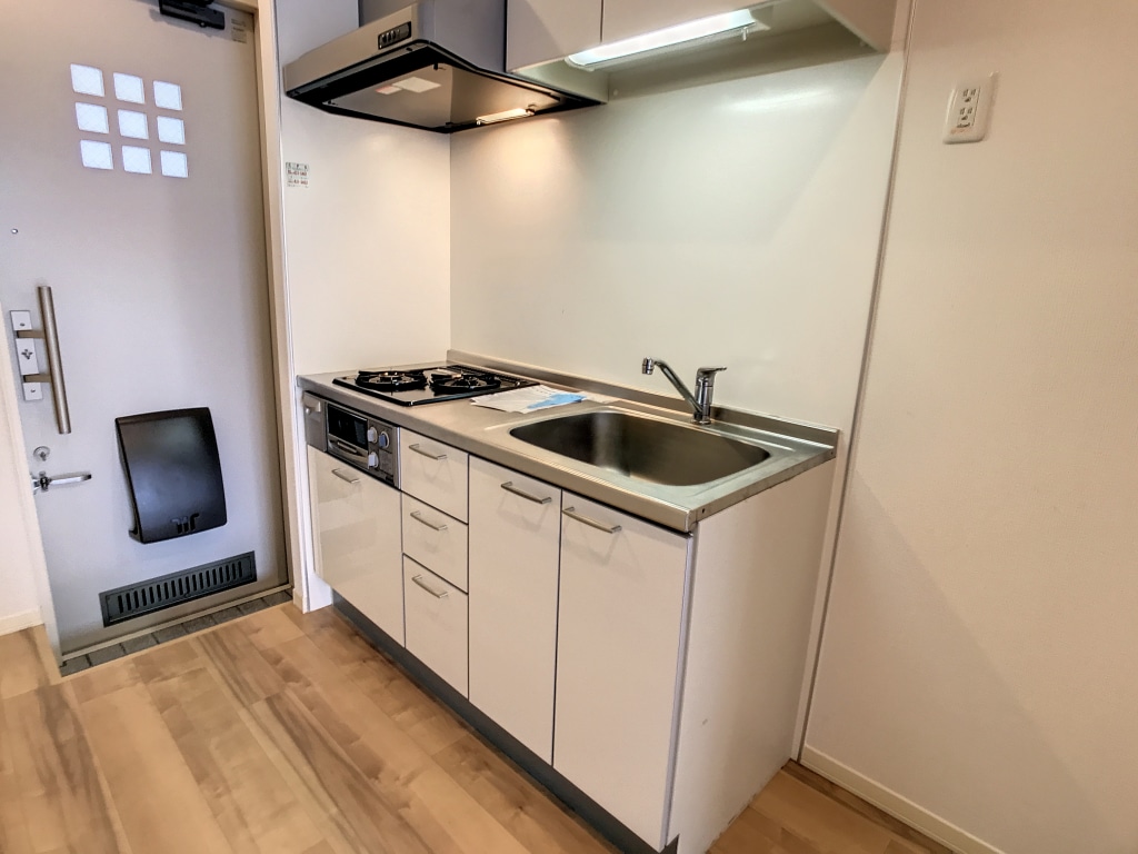 シャーメゾンN広大前　２F　A202