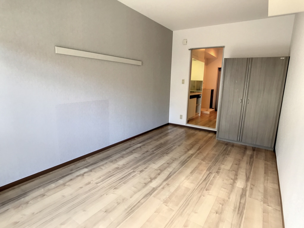 ドムスセピア　206号室