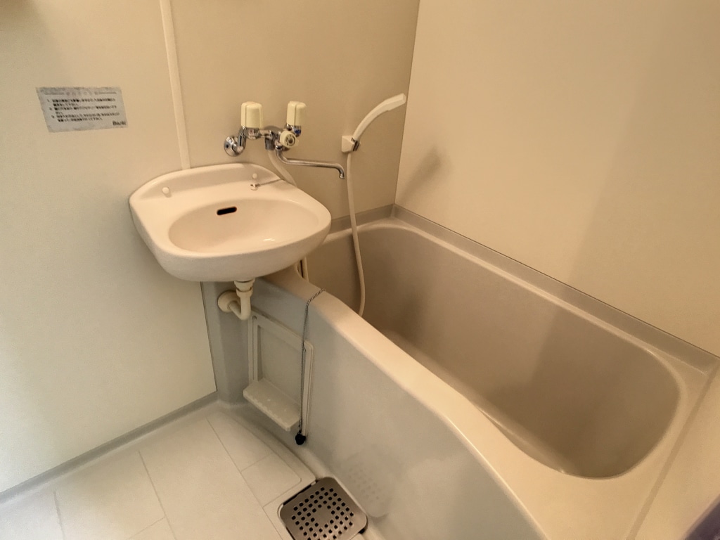 ドムスセピア　206号室