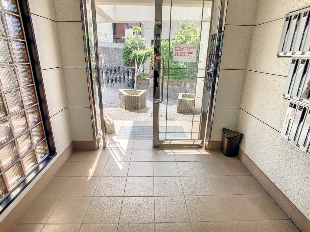 ドムスセピア　206号室