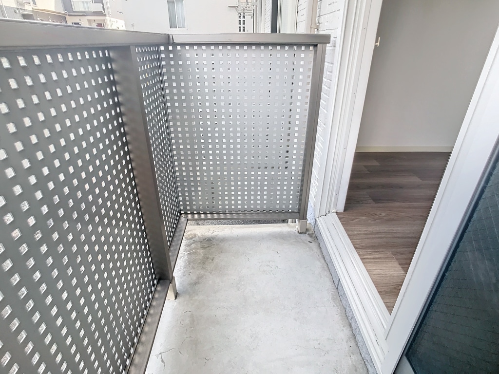 シャーメゾンN広大前 1階 B103