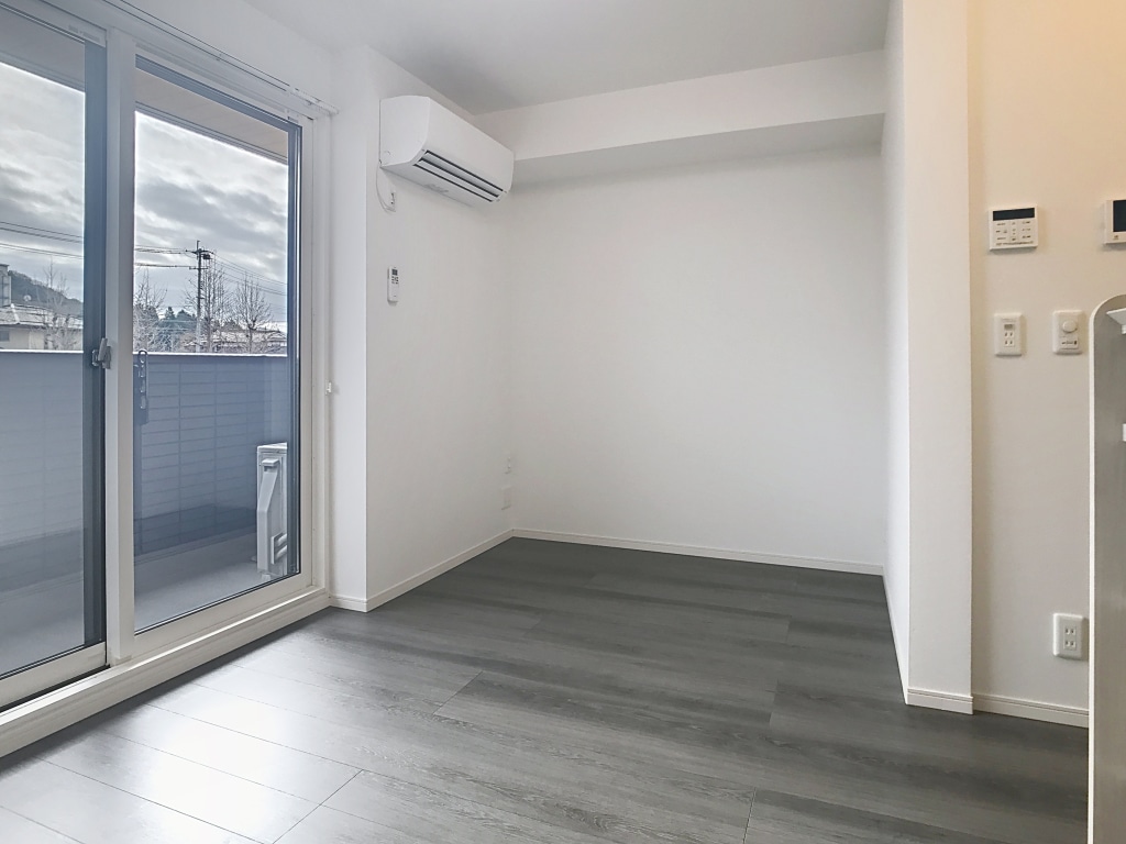 グレイスガーデンC　103