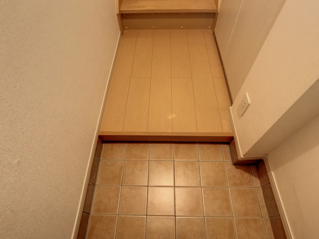 ティエドミールB 202