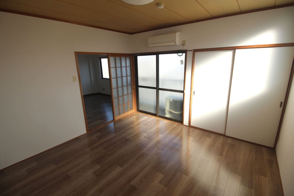 コーポ銭本　201